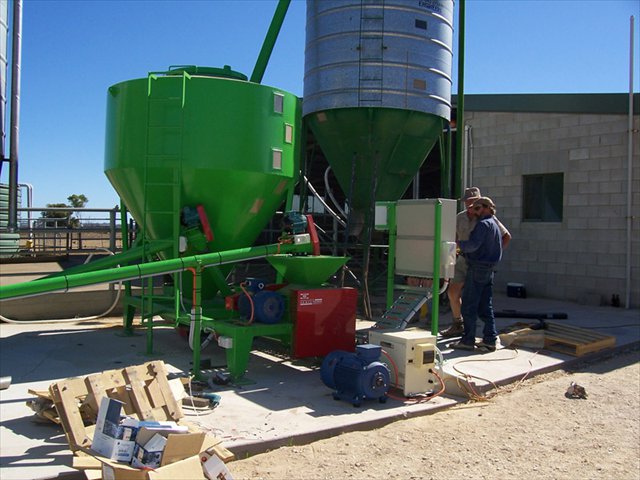 Dairy-feed-mill-setup